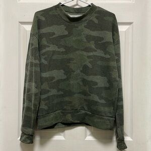 O’NEIL | Camo | Crewneck| Long Sleeve| Sweatshirt | Size S